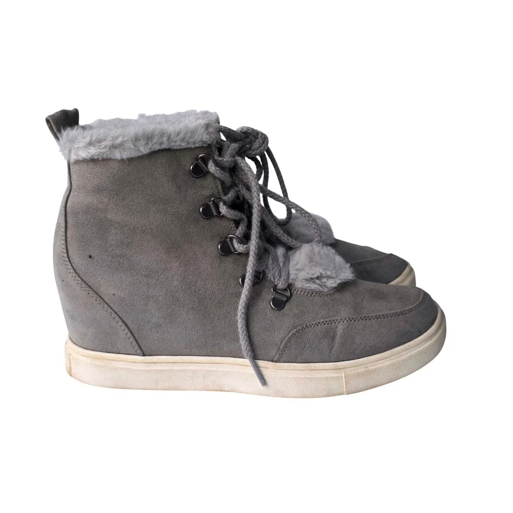 Madden Girl Womens Grey Faux Suede Faux Fur Trim Hidden Wedge Sneaker Boots 8.5